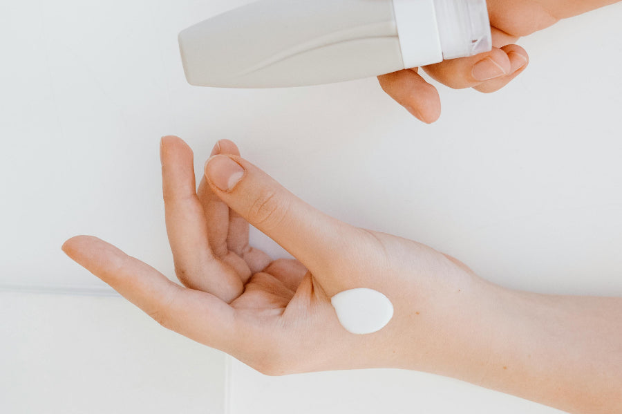 自腹で買ったノンケミカル日焼け止めを正直レビュー – CONCIO